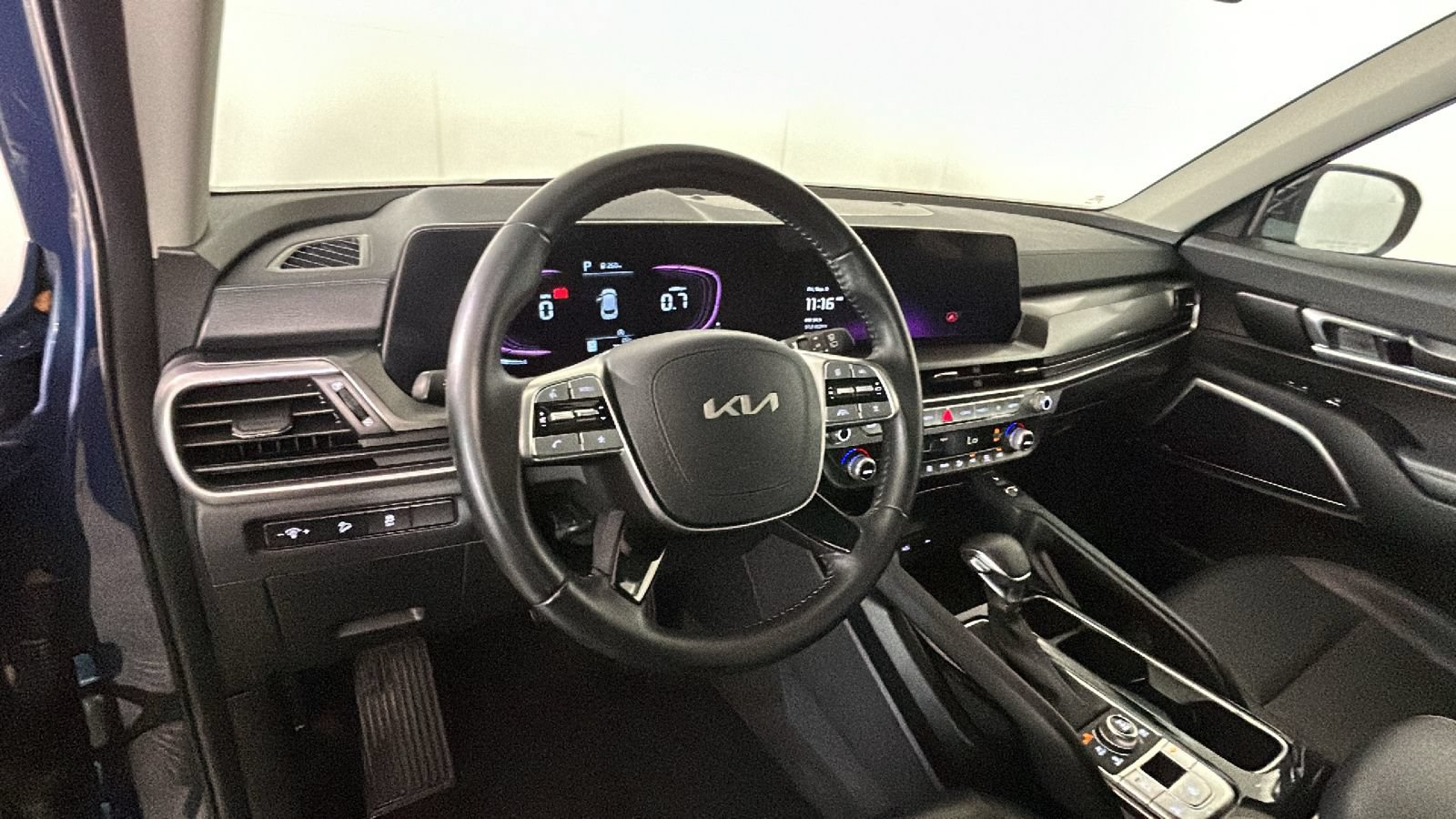 Used 2024 Kia Telluride S AWD/4WD image 16