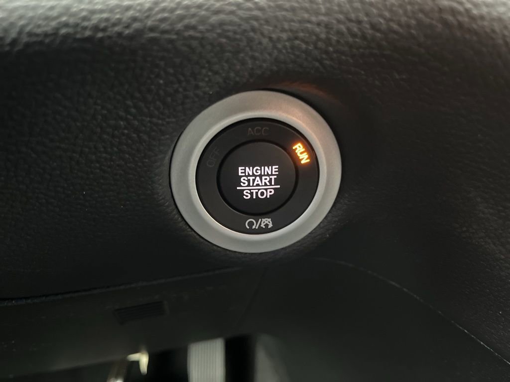 New 2026 Chrysler Pacifica Select image 29