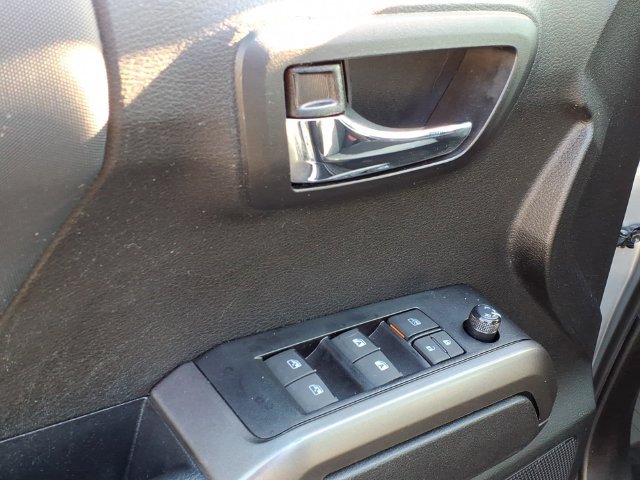 Certified 2023 Toyota Tacoma TRD Sport AWD/4WD image 13
