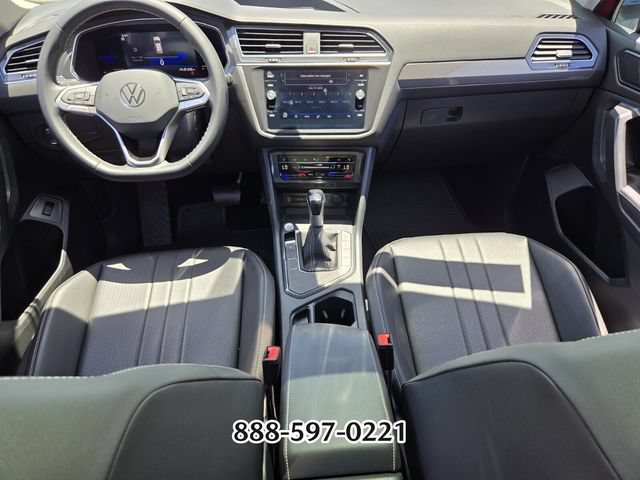 Used 2022 Volkswagen Tiguan SE FWD image 15