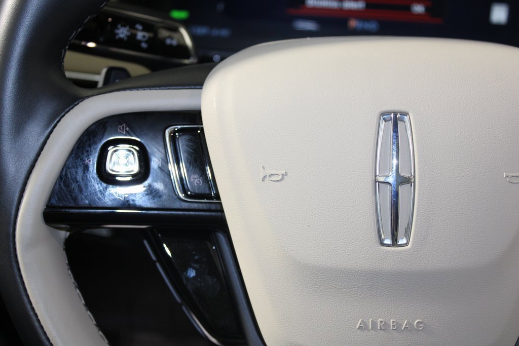 Used 2025 Lincoln Corsair Grand Touring image 17