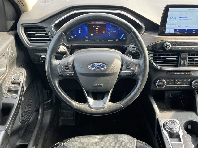 Used 2020 Ford Escape Titanium AWD/4WD image 17