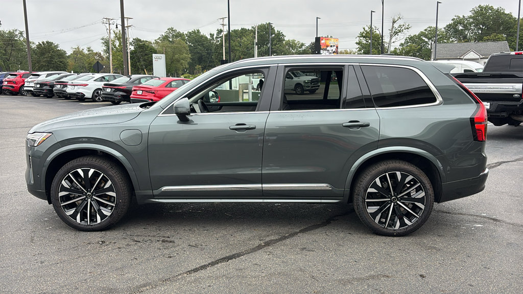 New 2027 Volvo XC90 T8 Ultra AWD/4WD image 3