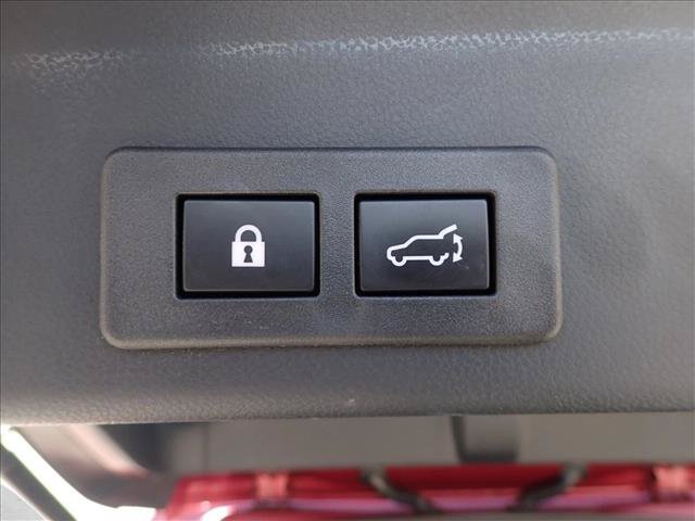 Certified 2025 Subaru Ascent Bronze Edition AWD/4WD image 9