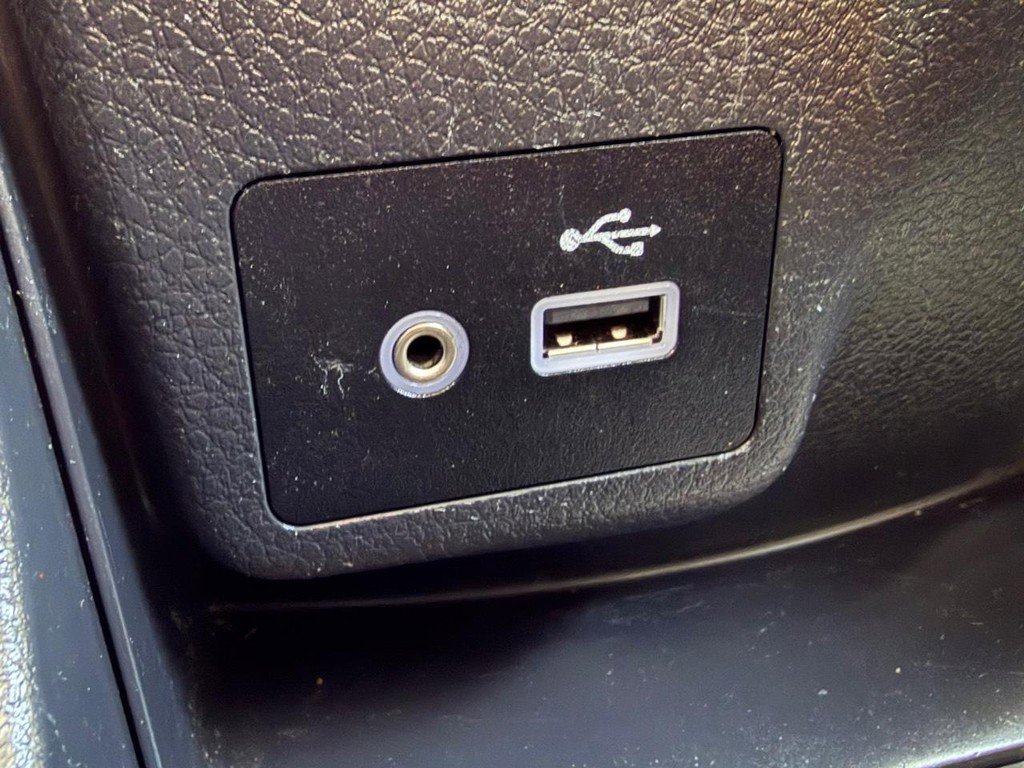 Used 2021 Nissan NV200 SV w/ Sliding Door Glass Package image 42