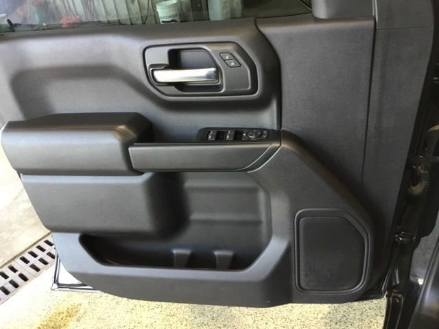 Used 2020 Chevrolet Silverado 1500 Custom w/ Custom Value Package image 43