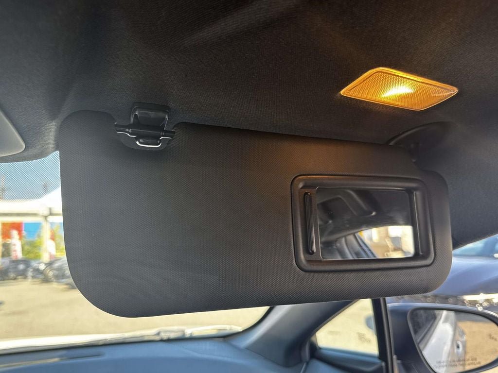 Used 2021 Toyota C-HR XLE FWD image 30