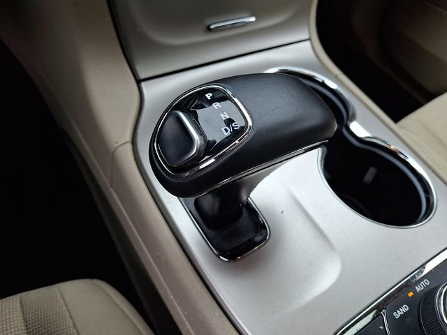 Used 2015 Jeep Grand Cherokee Laredo w/ Quick Order Package 23E image 17