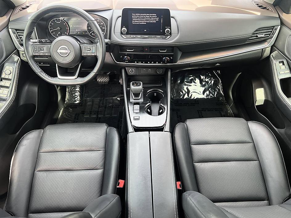 Certified 2023 Nissan Rogue SV w/ SV Premium B Package FWD image 18