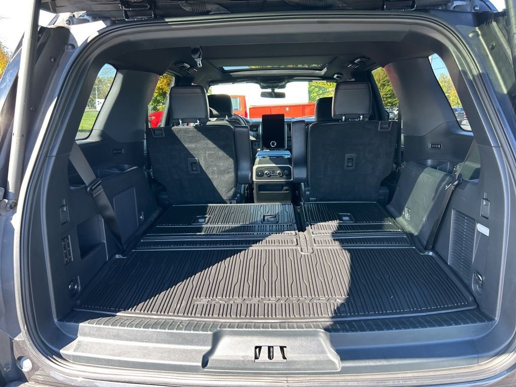 Used 2023 Ford Expedition Limited image 36