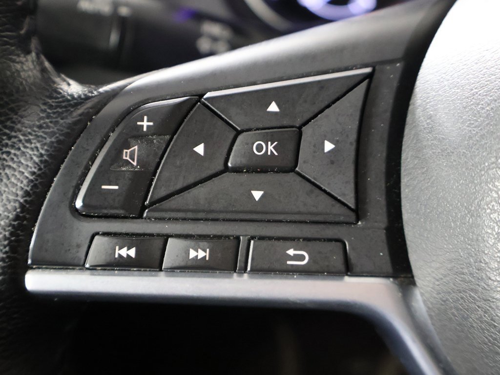 Used 2022 Nissan Rogue Sport SL image 39