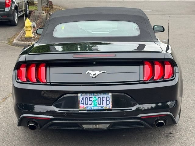 Used 2022 Ford Mustang Premium RWD image 6