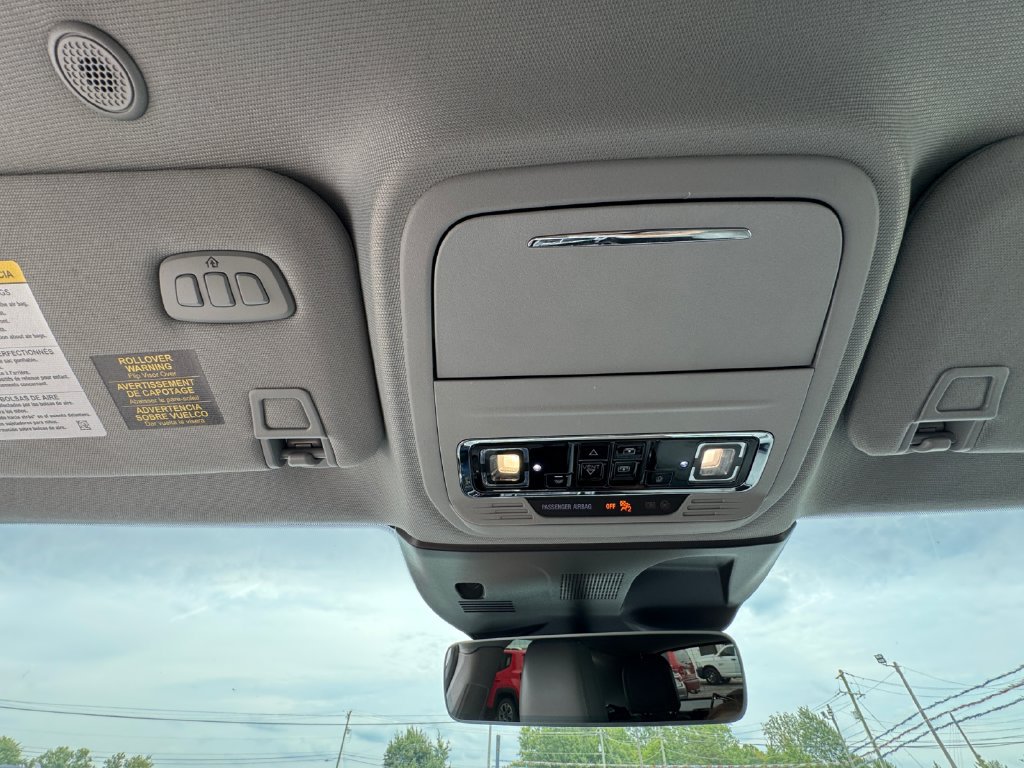 Used 2021 Lincoln Corsair Reserve FWD image 30
