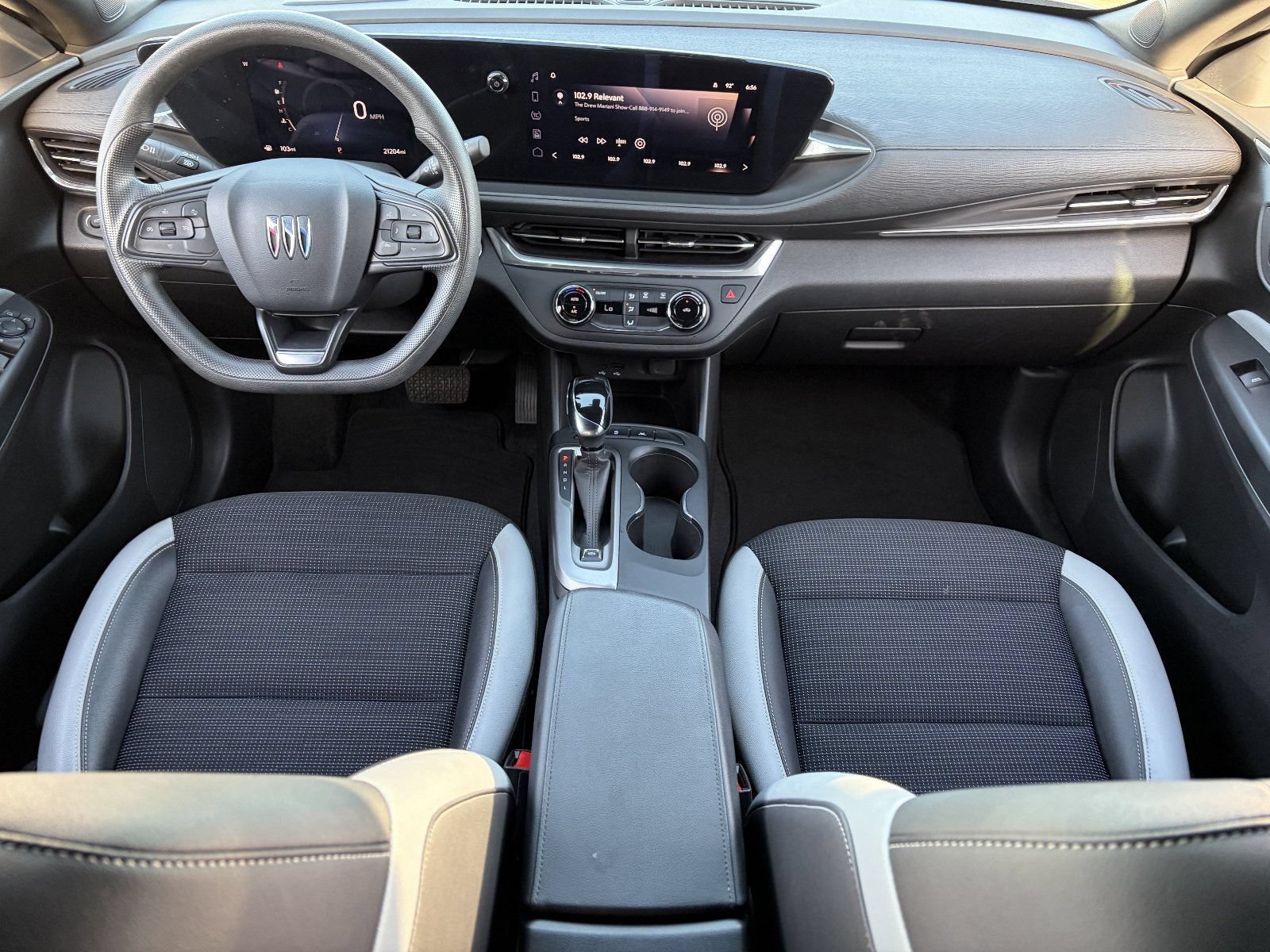 Used 2024 Buick Envista Preferred FWD image 16