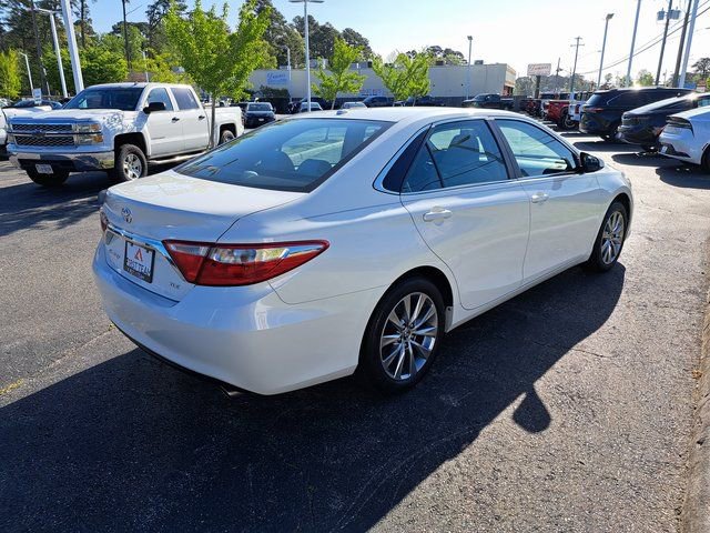 Used 2015 Toyota Camry XLE image 7