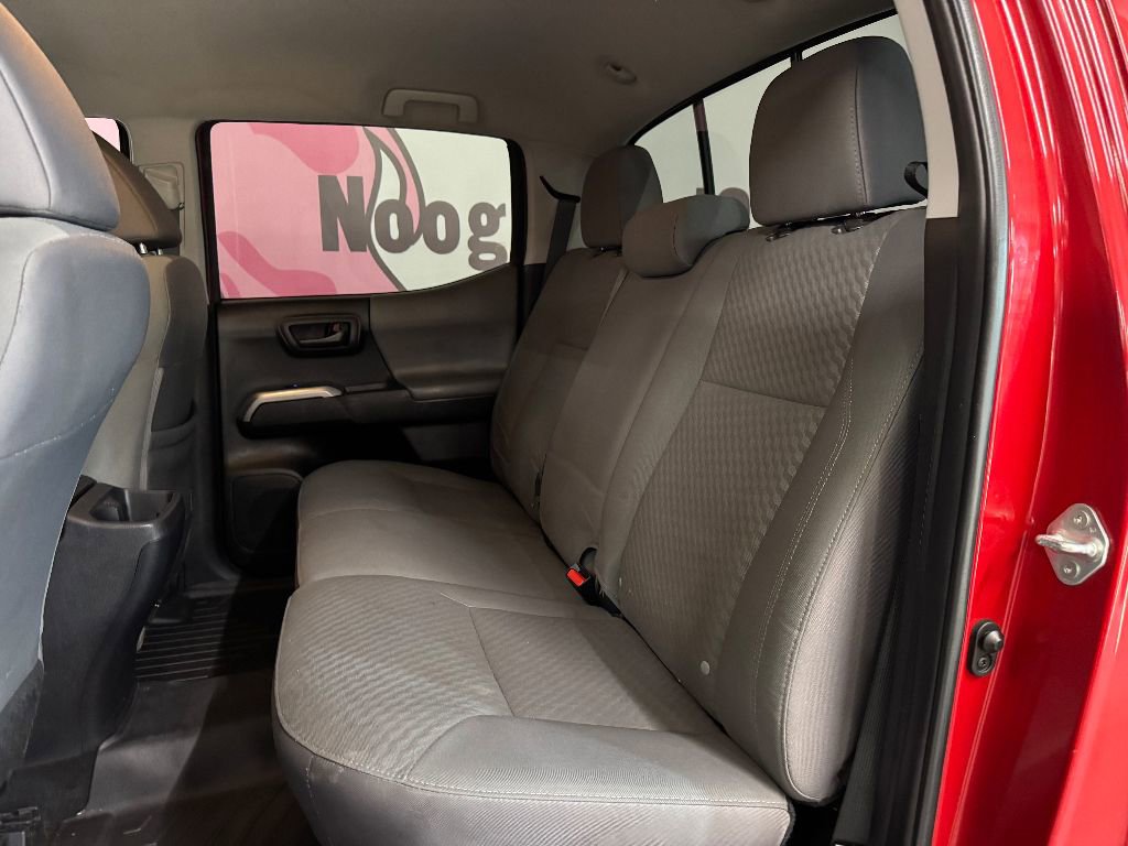 Used 2022 Toyota Tacoma SR5 w/ Technology Package image 19