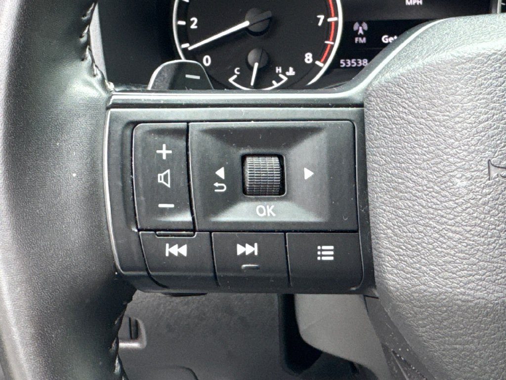 Certified 2025 Nissan Rogue SV AWD/4WD image 28