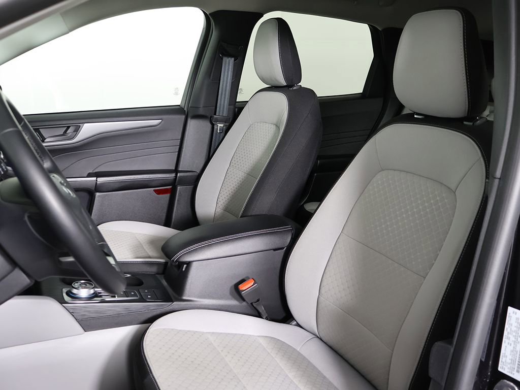 Used 2024 Ford Escape Active image 23