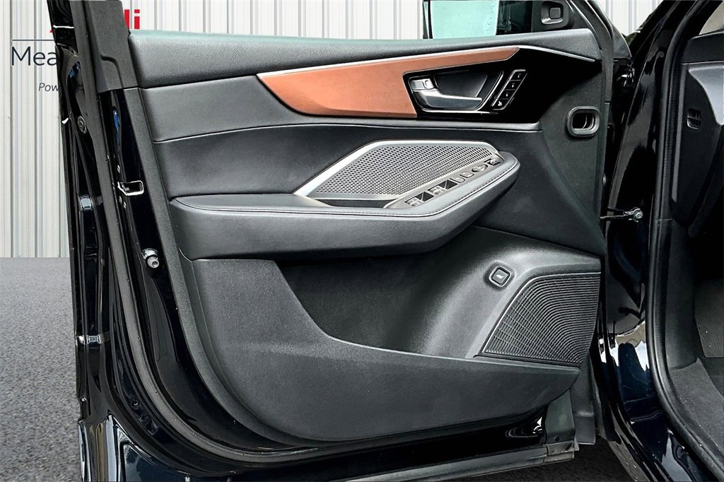 Used 2022 Acura MDX SH-AWD image 20