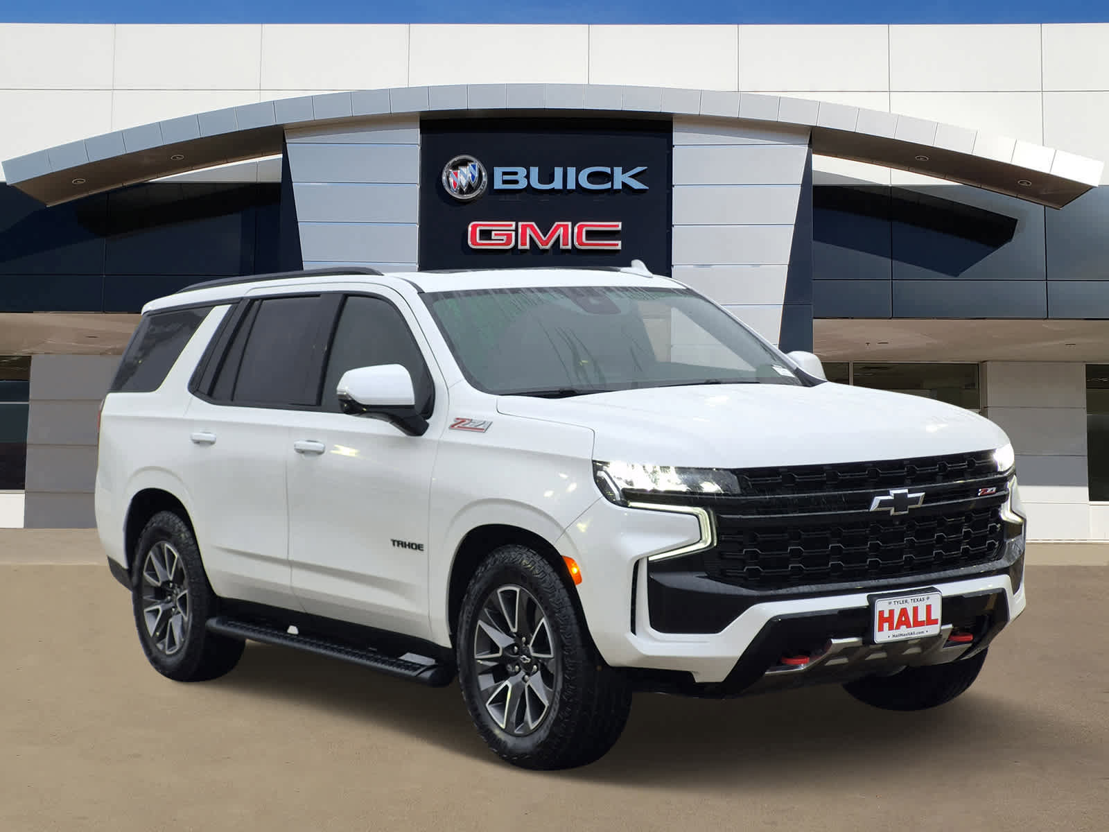 Used 2024 Chevrolet Tahoe Z71 w/ Off-Road Capability Package image 1