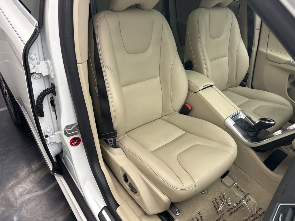 Used 2015 Volvo XC60 T6 Platinum AWD/4WD image 8