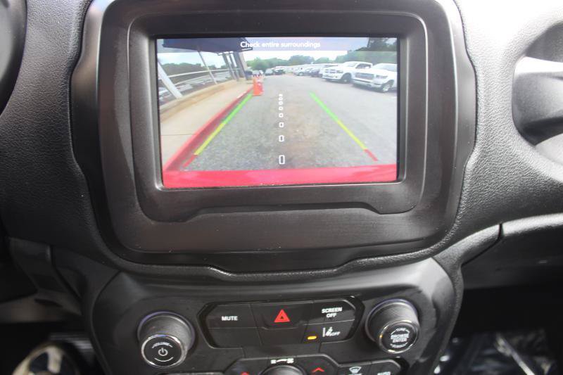 Used 2021 Jeep Renegade Sport FWD image 17