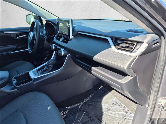 Used 2025 Toyota RAV4 XLE FWD image 20