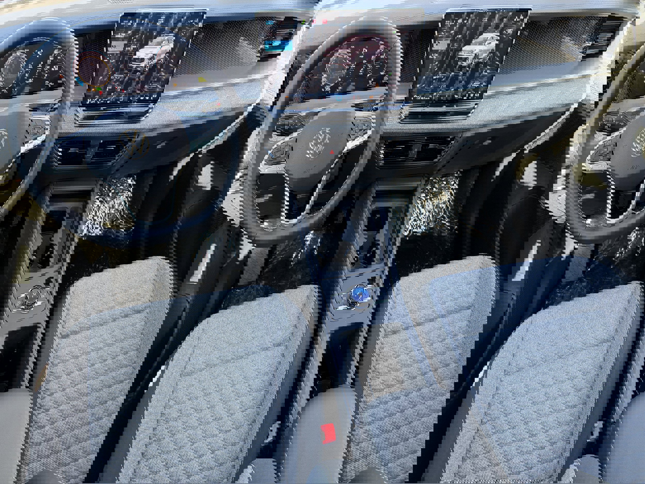 New 2026 Volkswagen Tiguan S FWD image 10