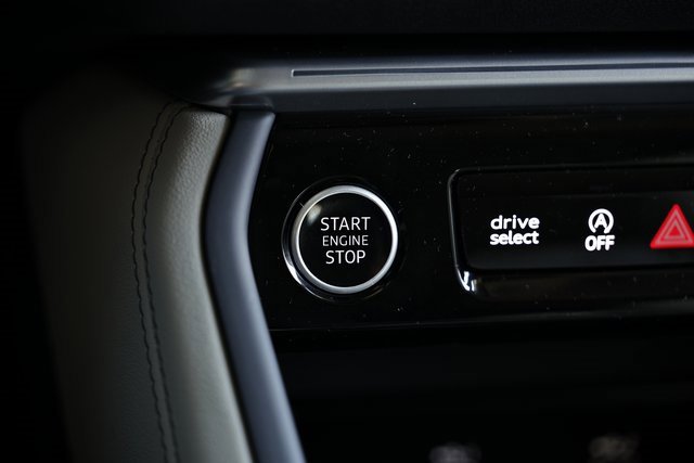 New 2025 Audi Q5 Prestige image 38