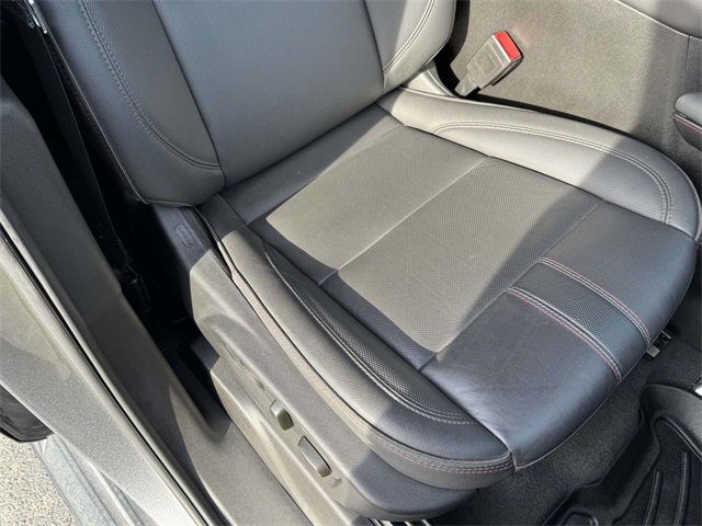 Used 2022 Chevrolet Tahoe RST w/ Luxury Package image 16