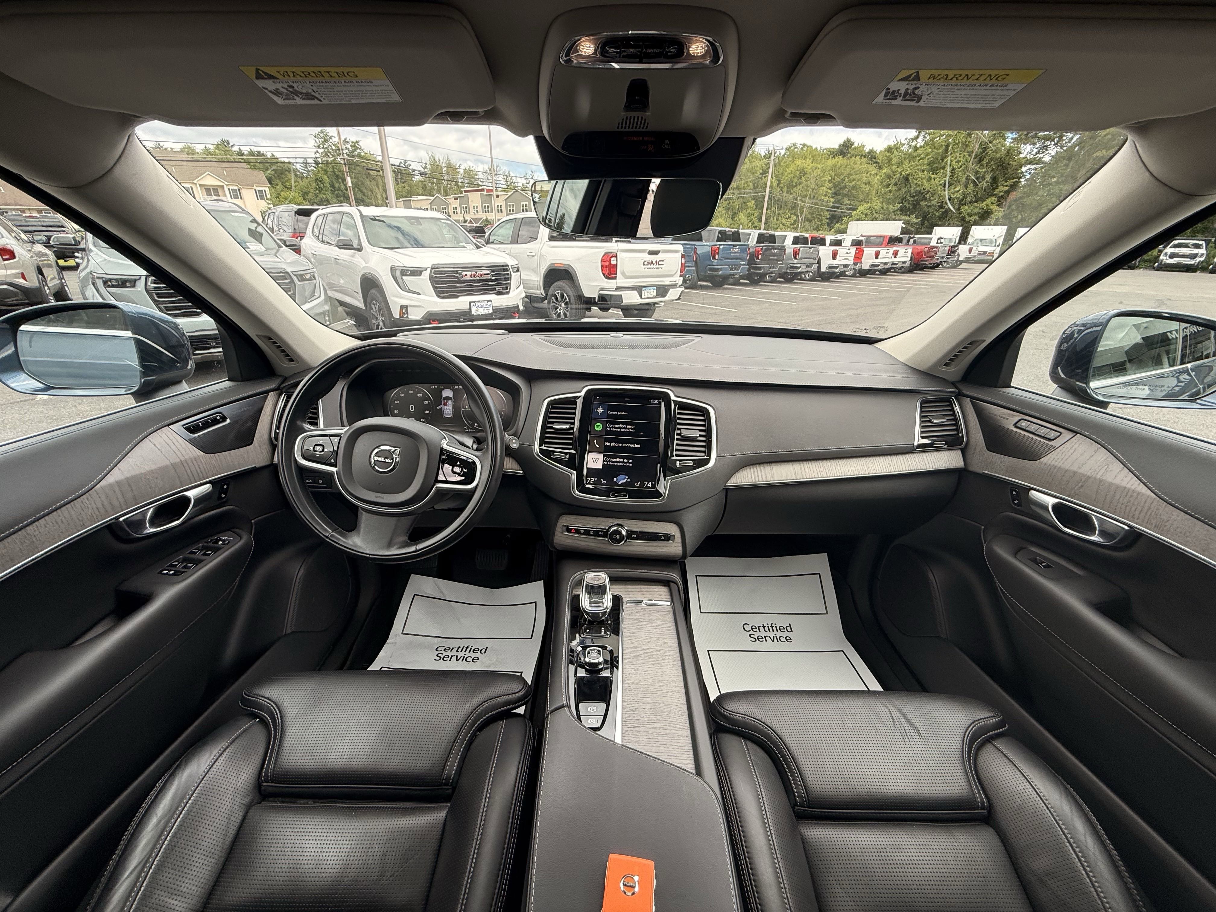 Used 2022 Volvo XC90 T8 Inscription image 9