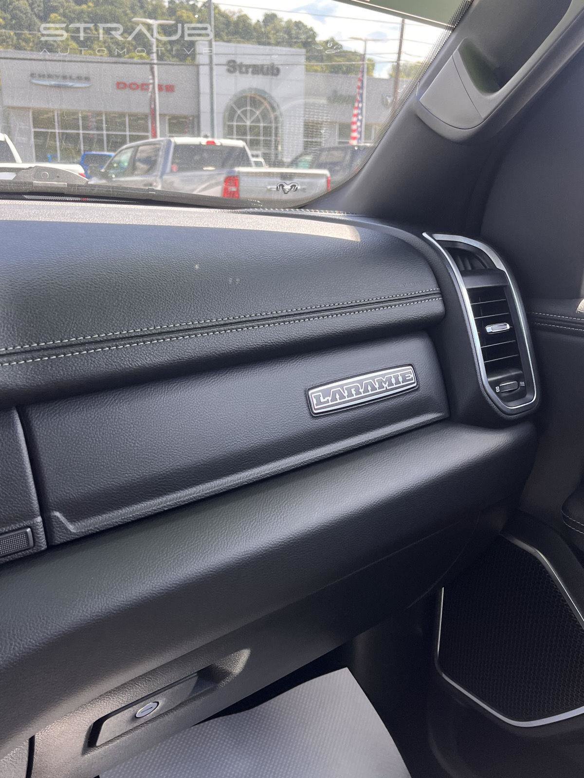 Used 2023 RAM 1500 Laramie AWD/4WD image 28