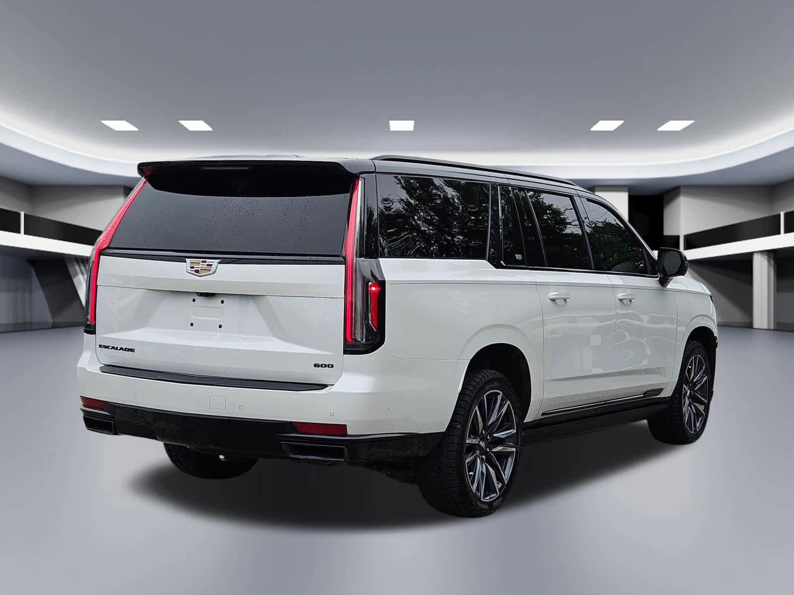 Used 2022 Cadillac Escalade ESV Sport w/ Touring Package RWD image 5