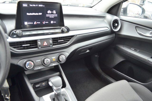 Used 2023 Kia Forte LXS image 24