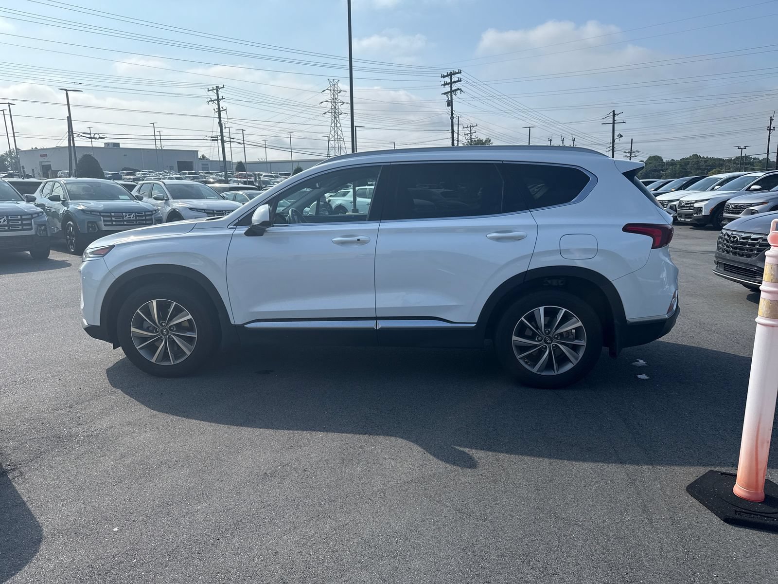 Used 2020 Hyundai Santa Fe SEL w/ Convenience Package FWD image 6