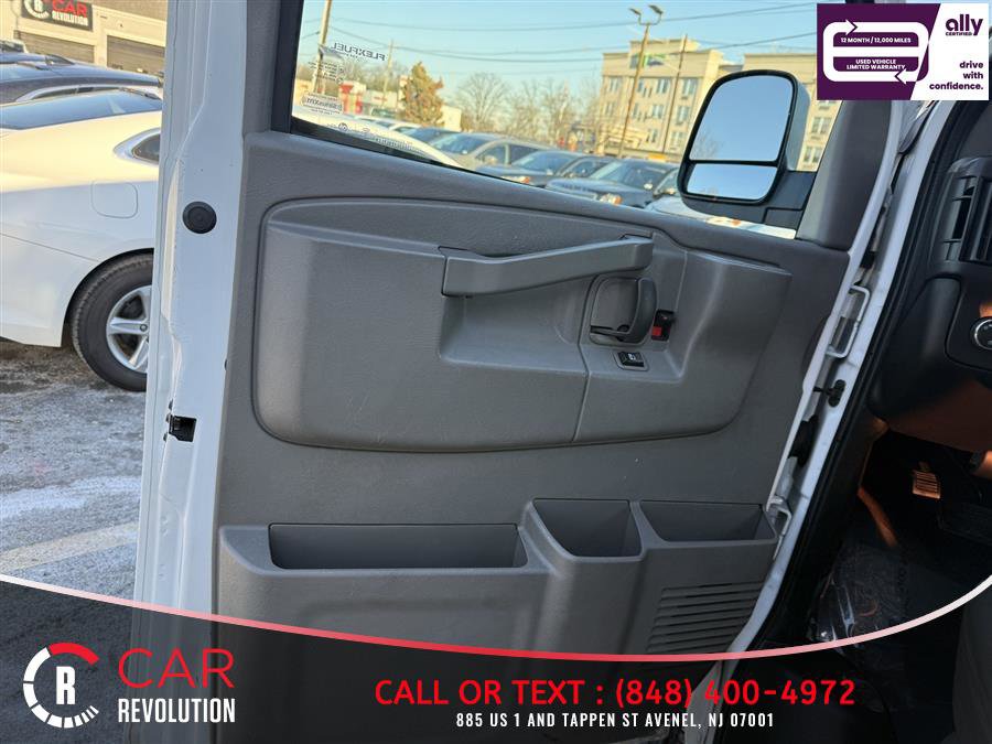 Used 2017 Chevrolet Express 2500 LT w/ LT Preferred Equipment Group image 14