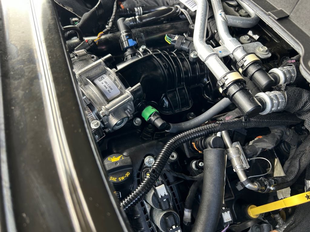 Used 2025 Ford Explorer ST AWD/4WD image 30