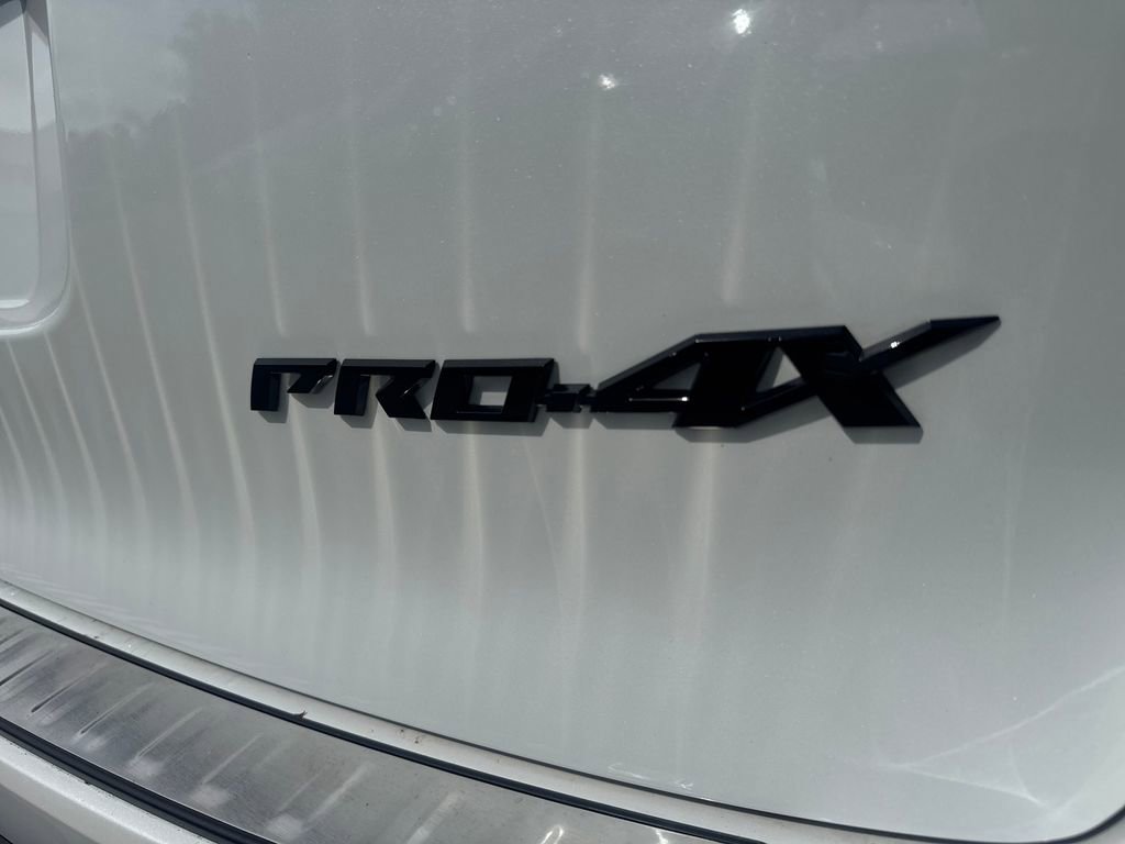 New 2026 Nissan Armada PRO-4X AWD/4WD image 43