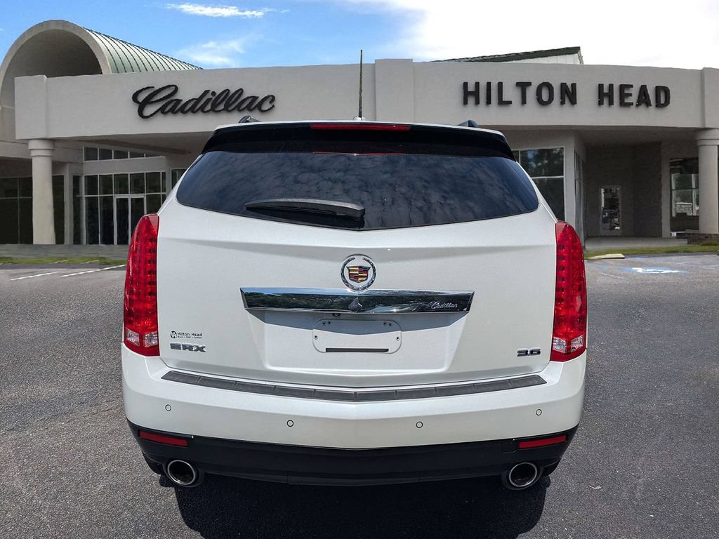 Used 2015 Cadillac SRX Luxury w/ Driver Awareness Package FWD image 5