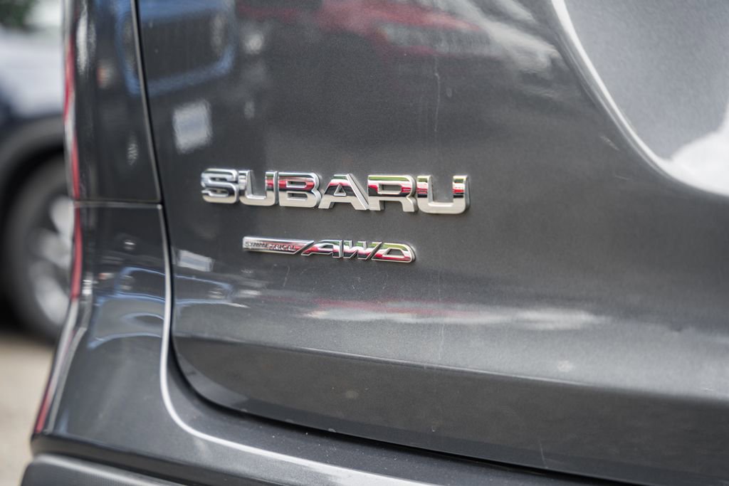 Used 2023 Subaru Ascent Limited image 8