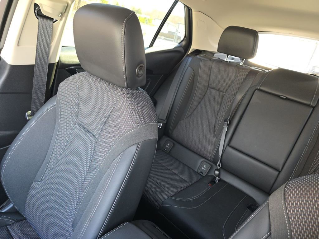 Used 2023 Buick Envision Preferred image 13