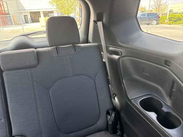 Used 2023 Honda Pilot Sport image 24