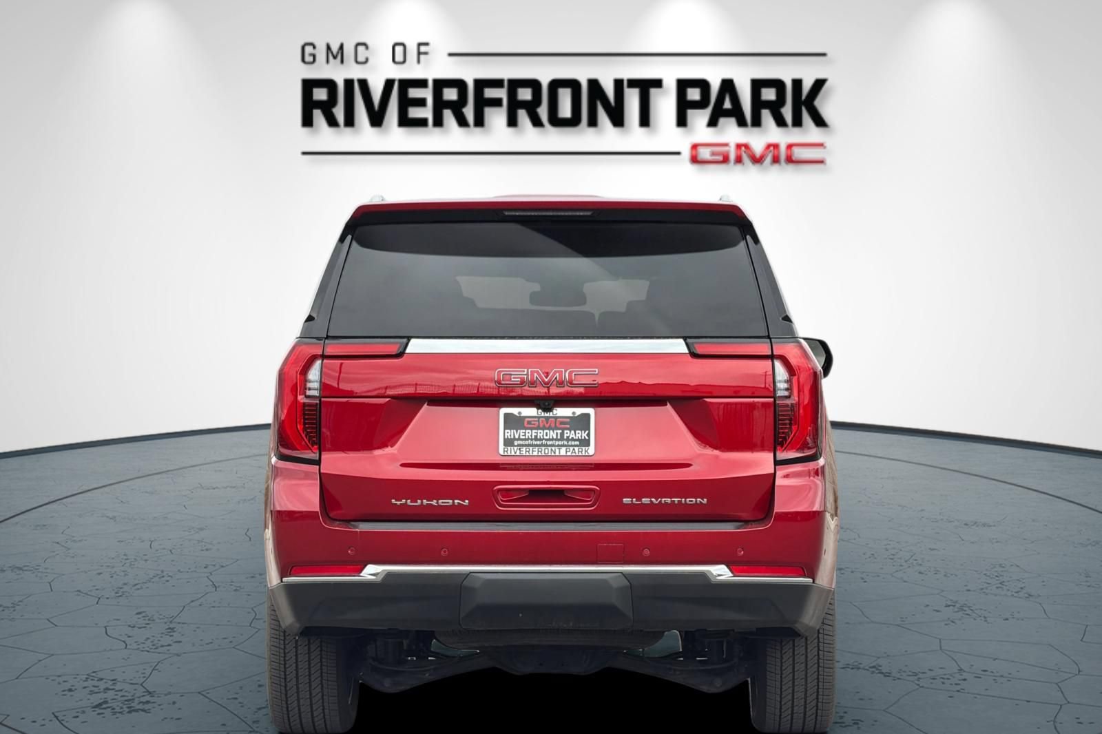 New 2026 GMC Yukon Elevation AWD/4WD image 4