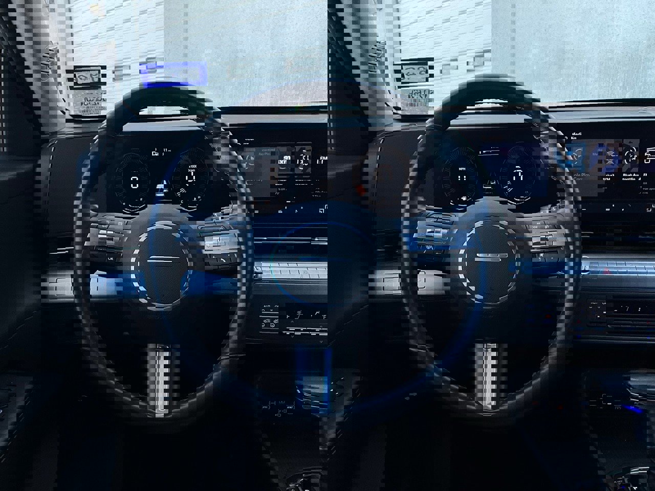 Used 2025 Hyundai Kona SEL image 33