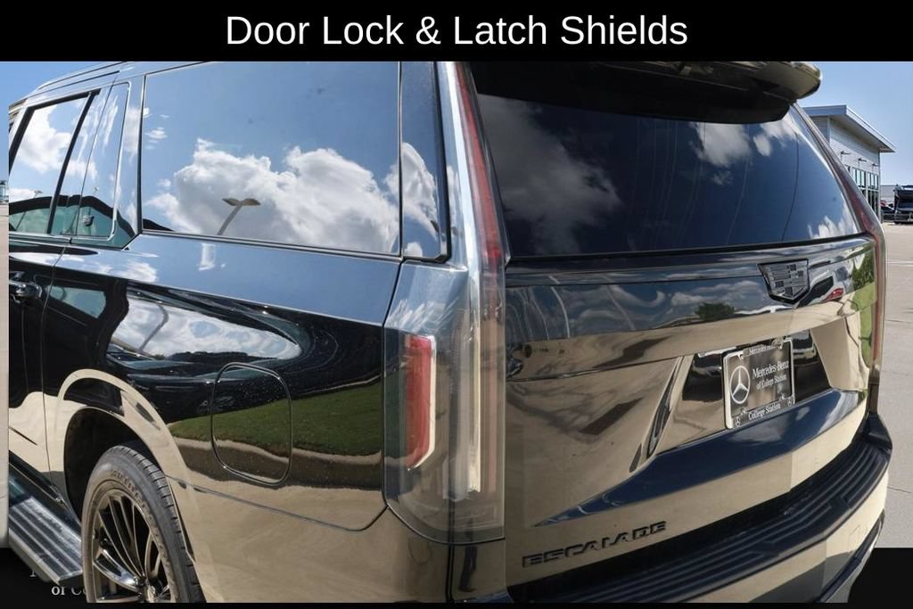 Used 2022 Cadillac Escalade ESV Sport w/ Touring Package RWD image 11