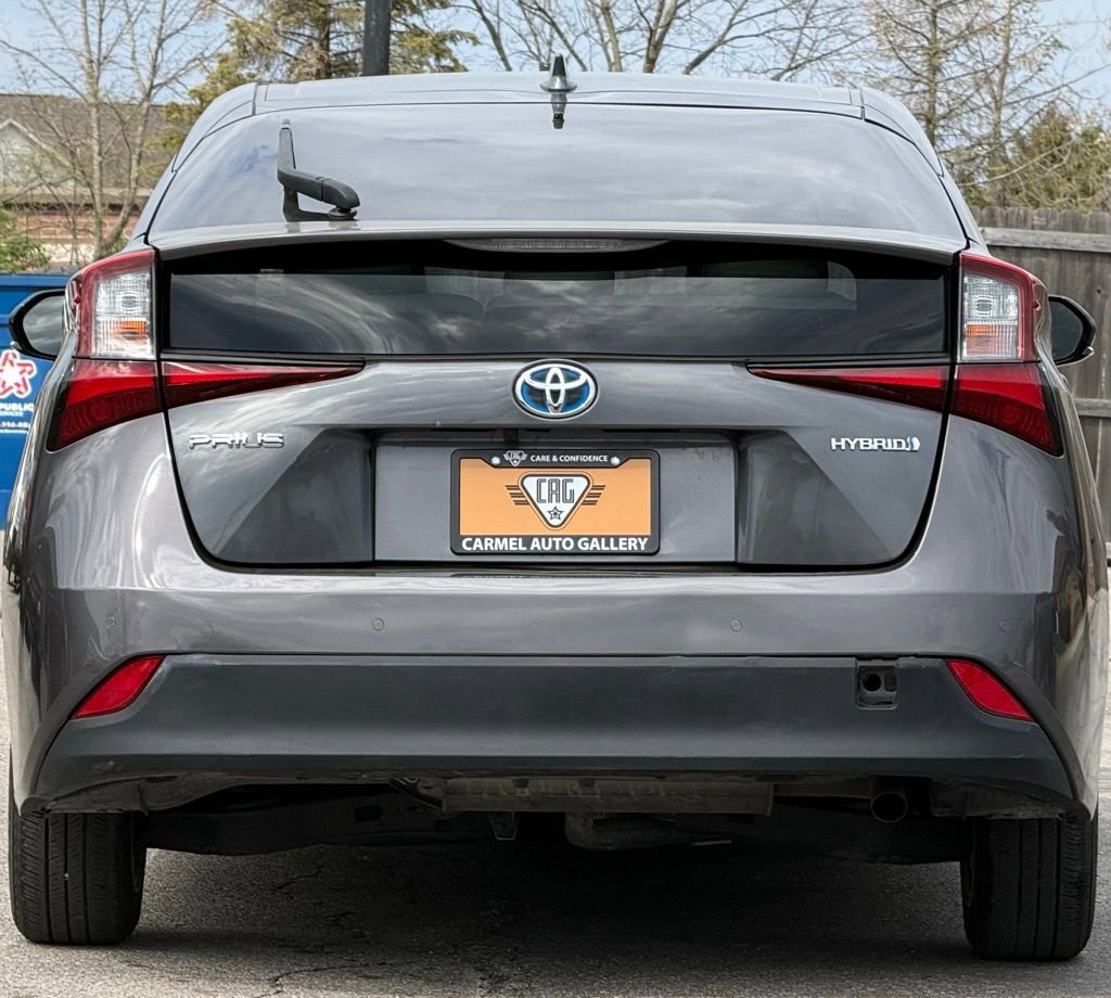 Used 2019 Toyota Prius LE image 4