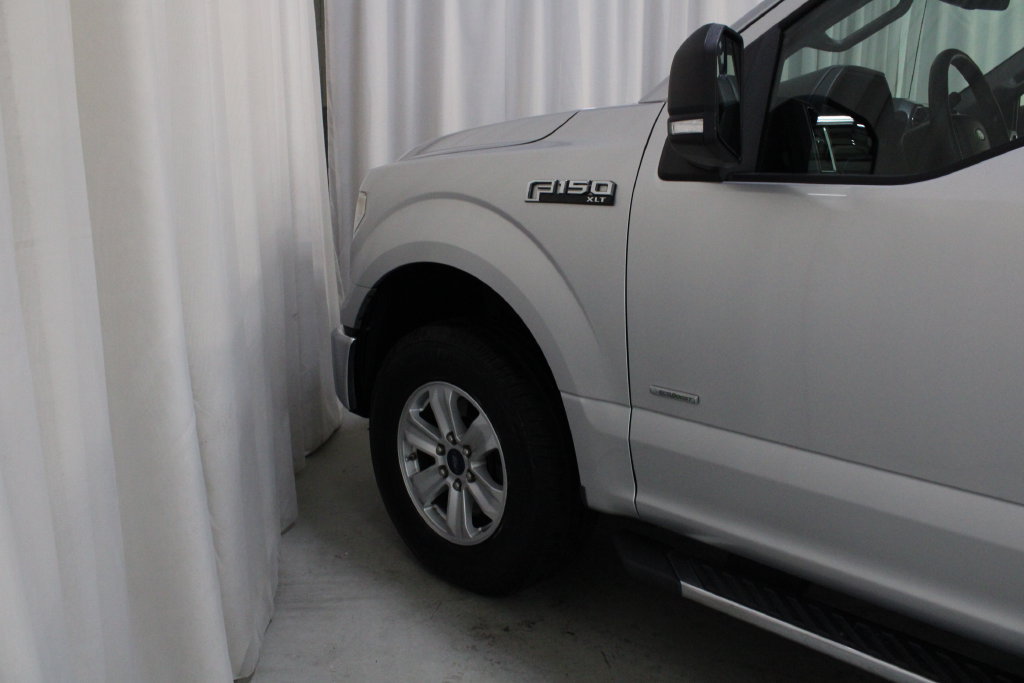 Used 2015 Ford F150 XLT w/ Equipment Group 301A Mid AWD/4WD image 28
