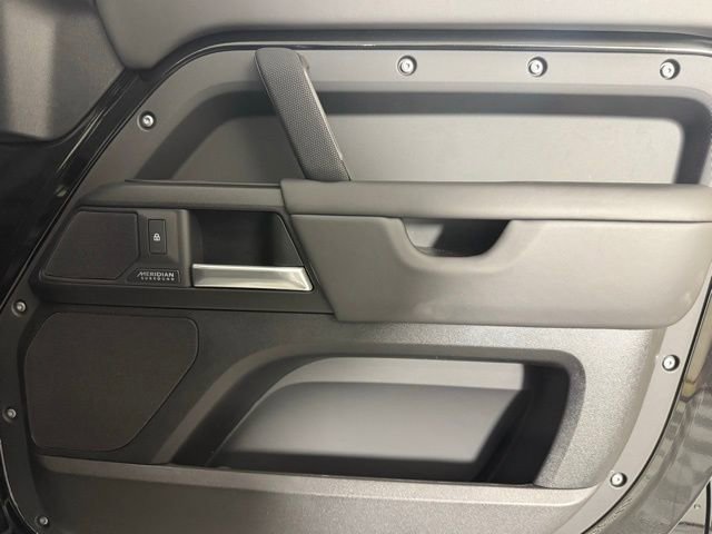 New 2026 Land Rover Defender 110 X image 30