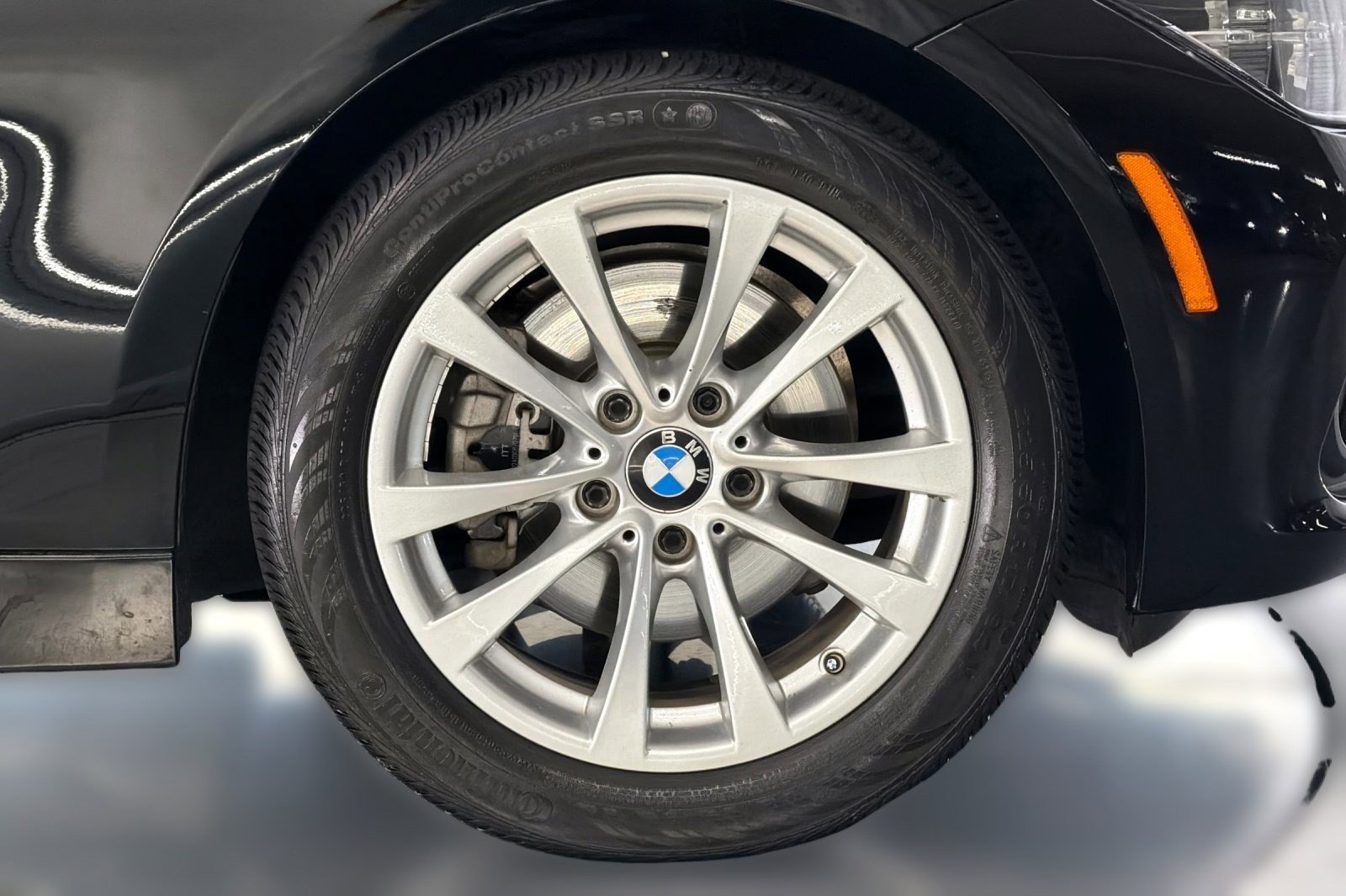 Used 2018 BMW 320i Sedan RWD image 11
