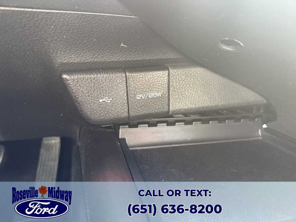 Used 2022 Toyota Camry SE w/ Convenience Package image 15